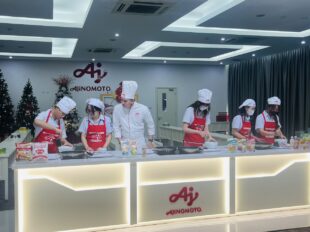Tham quan thực tế doanh nghiệp sinh viên ngành Kế toán tại công ty Ajinomoto